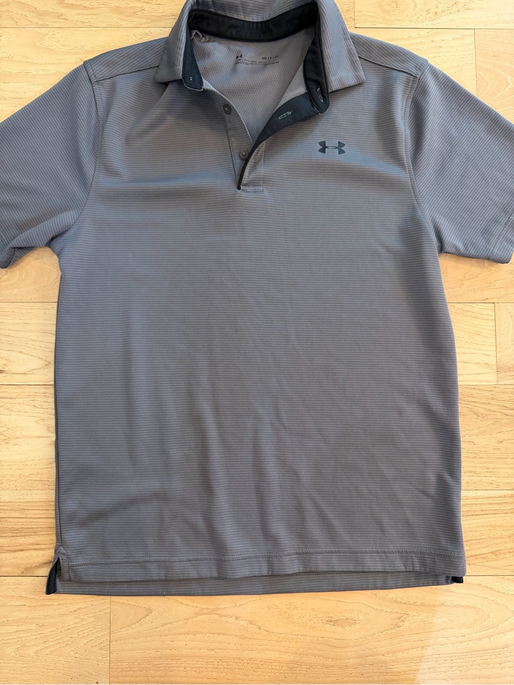 Under armour men’s polo size small